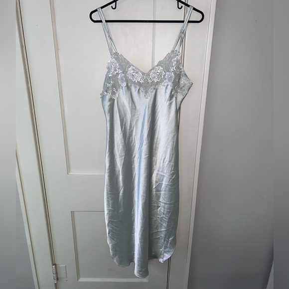 Vintage Slip Dress/Nightgown - Picture 2 of 8